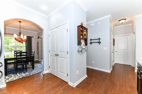 2704 Splitbrooke Dr, High Point, NC 27265 photo 10