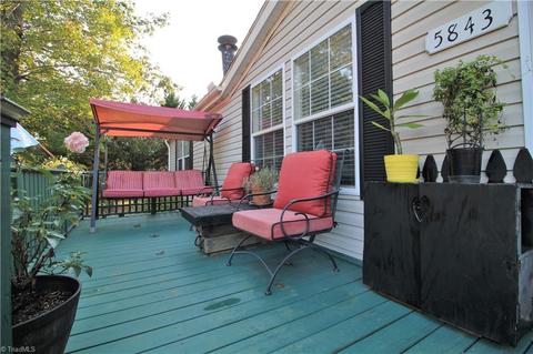 5843 Huckleberry Ln, Trinity, NC 27370 photo 2