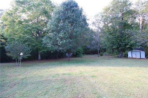5843 Huckleberry Ln, Trinity, NC 27370 photo 22