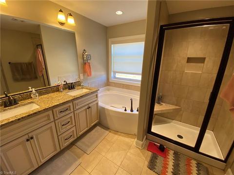 245 Pilot Bluff Dr, King, NC 27021 photo 26