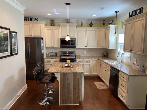 245 Pilot Bluff Dr, King, NC 27021 photo 16