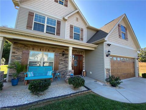 245 Pilot Bluff Dr, King, NC 27021 photo 4