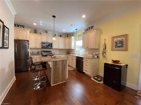 245 Pilot Bluff Dr, King, NC 27021 photo 15