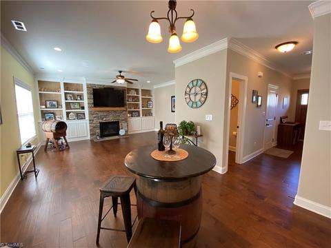 245 Pilot Bluff Dr, King, NC 27021 photo 11