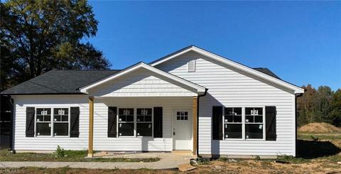 321 E Aiken Rd, Eden, NC 27288 photo 12