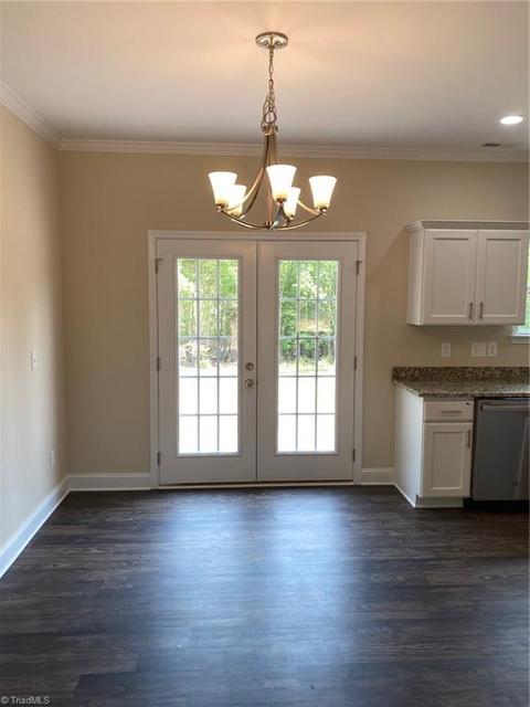 321 E Aiken Rd, Eden, NC 27288 photo 6