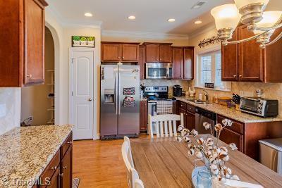 683 Nikyle Cir, High Point, NC 27265 photo 17