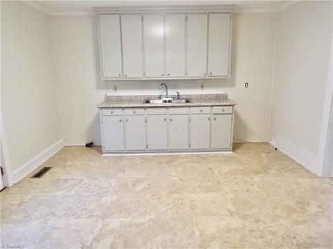 123 Periwinkle Rd, Eden, NC 27288 photo 2