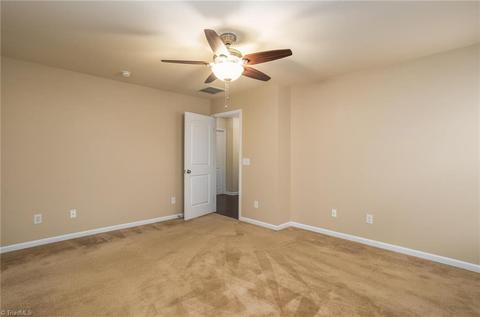 654 Chas Ct, High Point, NC 27265 photo 25
