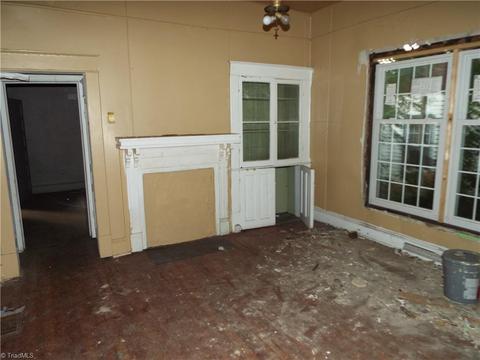 417 Cable St, High Point, NC 27260 photo 8