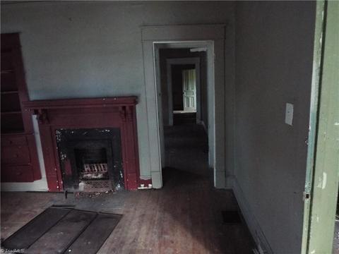 417 Cable St, High Point, NC 27260 photo 5