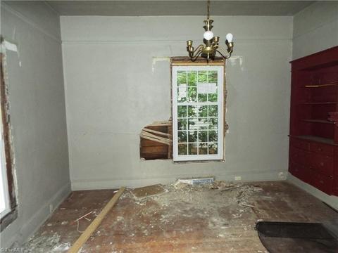 417 Cable St, High Point, NC 27260 photo 2