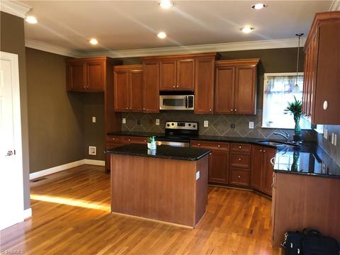 985 Boyer Dr, Clemmons, NC 27012 photo 3