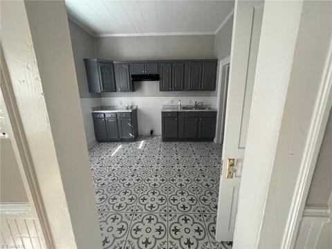 404 Cable St, High Point, NC 27260 photo 17