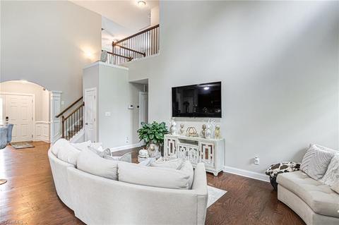 2421 Bearded Iris Ln, High Point, NC 27265 photo 14