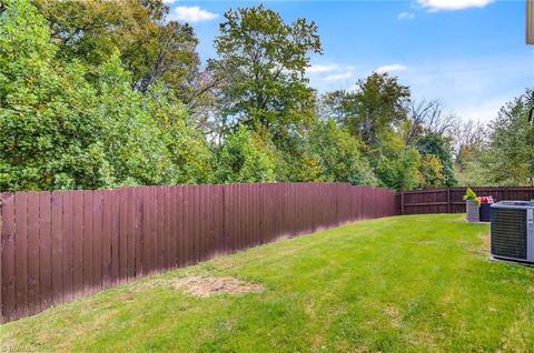 2421 Bearded Iris Ln, High Point, NC 27265 photo 33