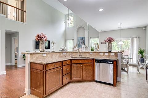 2421 Bearded Iris Ln, High Point, NC 27265 photo 9