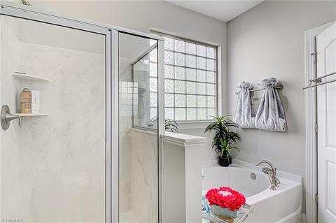 2421 Bearded Iris Ln, High Point, NC 27265 photo 22