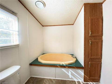 275 Reginald Rd, Mayodan, NC 27027 photo 18