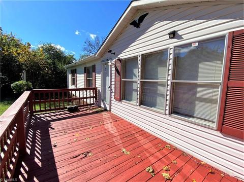 275 Reginald Rd, Mayodan, NC 27027 photo 2