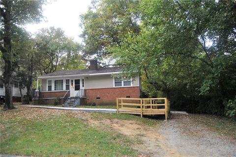 906 Worth St, High Point, NC 27260 photo 2