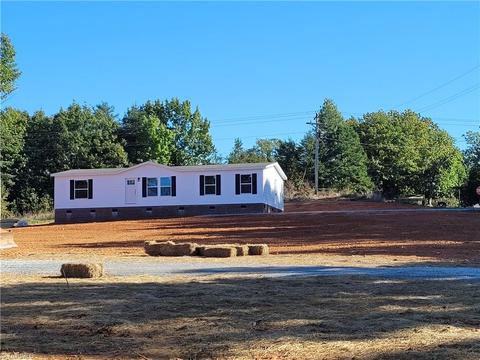 561 Kennedy Farm Rd, Trinity, NC 27370 photo 1