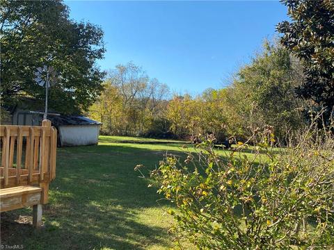 135 Moncus Ln, State Road, NC 28676 photo 20