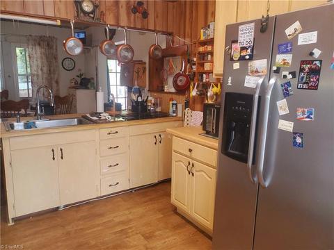 3107 Central Ave, High Point, NC 27260 photo 3