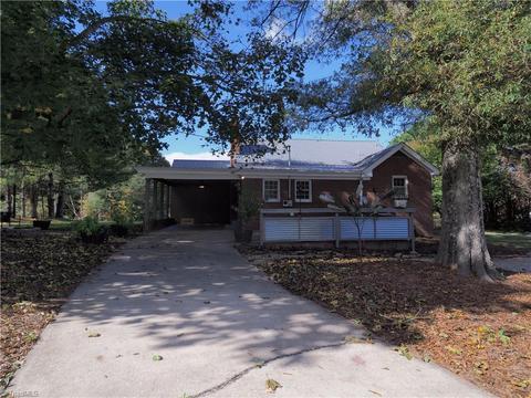 4141 Siloam Rd, Dobson, NC 27017 photo 5