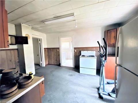 151 Cardinal Rd, Madison, NC 27025 photo 11