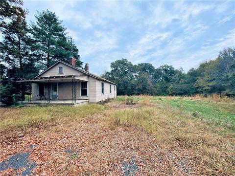 151 Cardinal Rd, Madison, NC 27025 photo 22