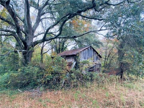 151 Cardinal Rd, Madison, NC 27025 photo 27