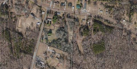 151 Cardinal Rd, Madison, NC 27025 photo 32