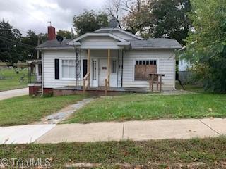 210 E Ray Ave, High Point, NC 27262 photo 1