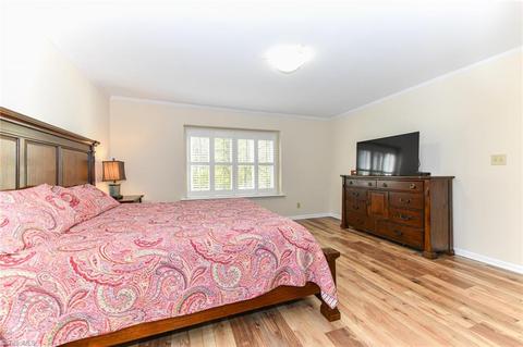 502 Harrogate Ct, High Point, NC 27262 photo 29