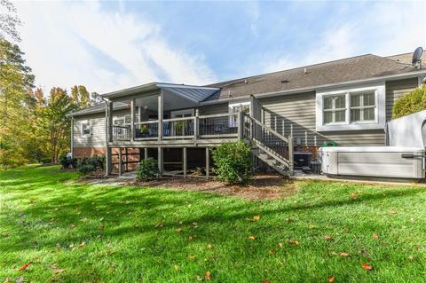 502 Harrogate Ct, High Point, NC 27262 photo 8