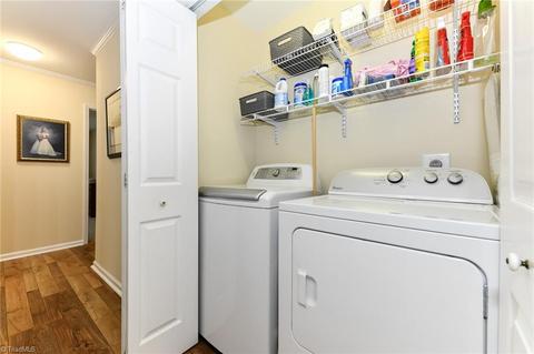 502 Harrogate Ct, High Point, NC 27262 photo 33