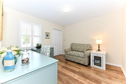 502 Harrogate Ct, High Point, NC 27262 photo 35