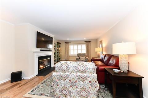 502 Harrogate Ct, High Point, NC 27262 photo 17