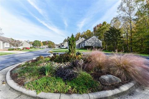 502 Harrogate Ct, High Point, NC 27262 photo 14