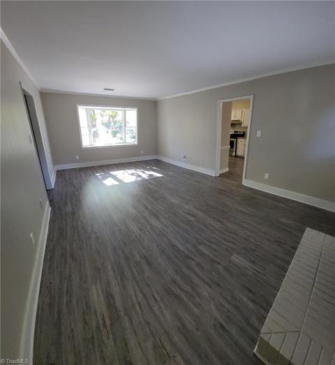 323 Old Mill Rd, High Point, NC 27265 photo 4