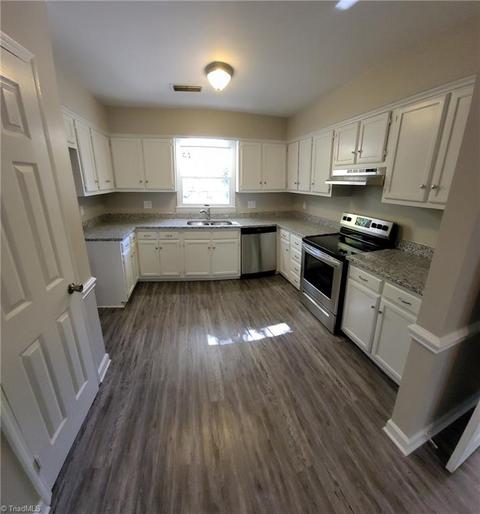 323 Old Mill Rd, High Point, NC 27265 photo 16