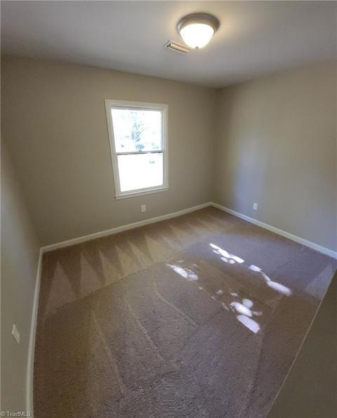 323 Old Mill Rd, High Point, NC 27265 photo 9