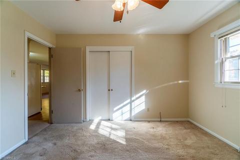 2310 Hemlock Dr, High Point, NC 27265 photo 17