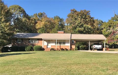 2310 Hemlock Dr, High Point, NC 27265 photo 33