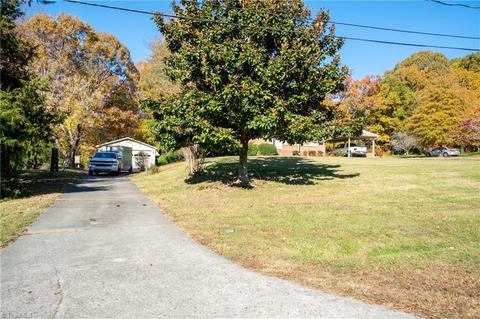 2310 Hemlock Dr, High Point, NC 27265 photo 32