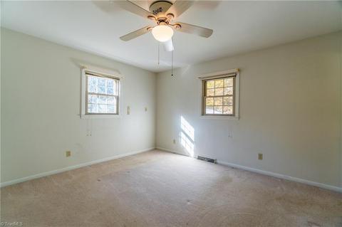 2310 Hemlock Dr, High Point, NC 27265 photo 20