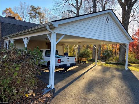 223 Beechtree Cir, Mount Airy, NC 27030 photo 10