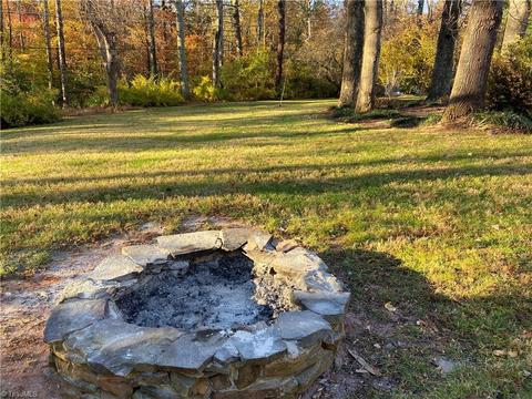 223 Beechtree Cir, Mount Airy, NC 27030 photo 14