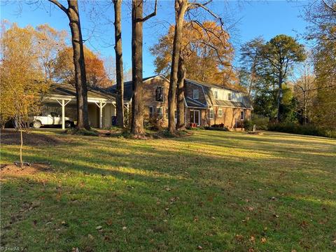 223 Beechtree Cir, Mount Airy, NC 27030 photo 16